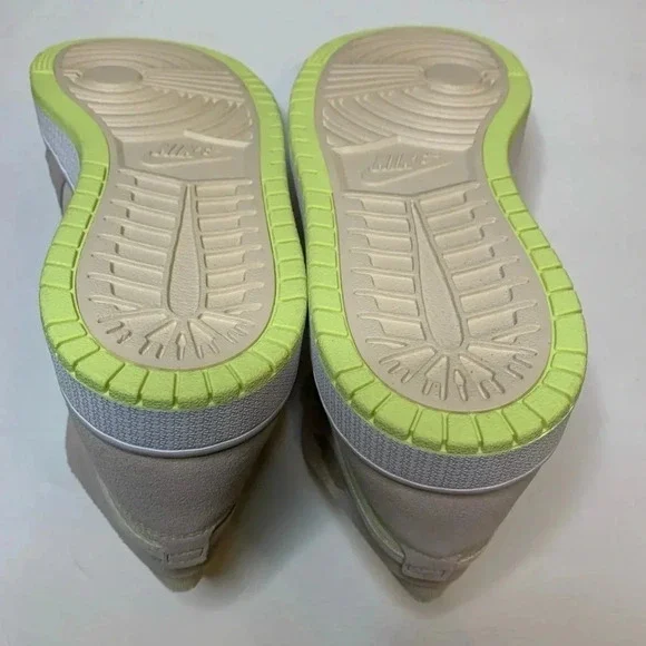 Women's Nike Jordan 1 Zoom Lemon Twist CT0979 200 Pearl White Fossil New - Picture 8 of 9